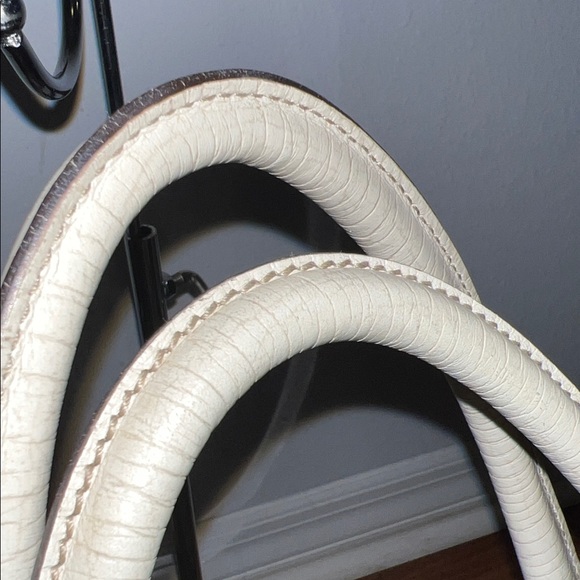 3019 Gucci Beige Monogram Tote Bag - Picture 12 of 12